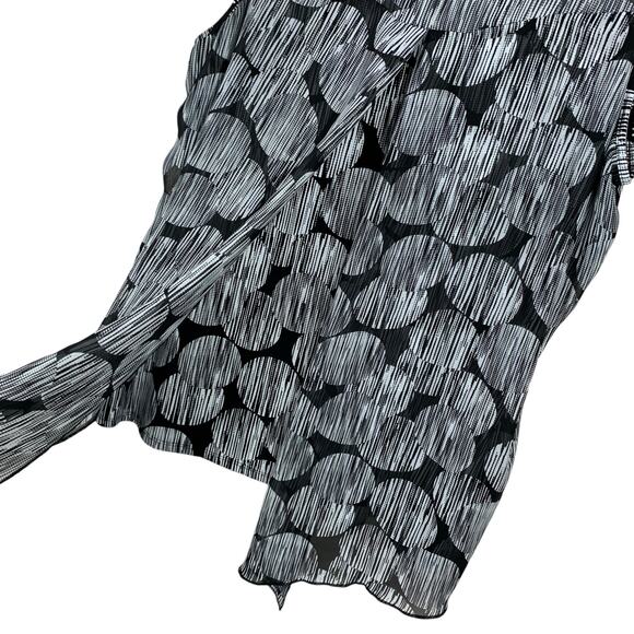 Adele & May Sleeveless Blouse Tank Top Black White Layered Long Front Women's 2X - Picture 5 of 6